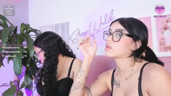 emmy_and_luna on live cam cam nude