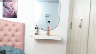 Lilyfox23 12/27/2025