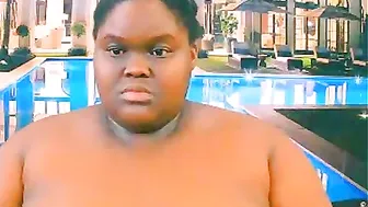 ebonyhotbuns4u2luv young live cam show