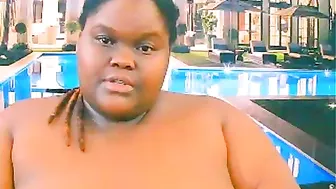 ebonyhotbuns4u2luv young live cam show