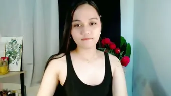 Hilarymolly (12/28/2025) asian