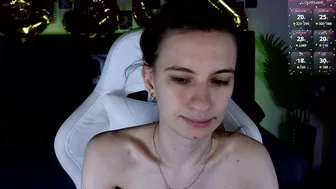 _ash_leyy_ stream (12/28/2025)