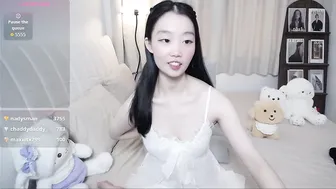 thisgirl__ asian - 28 December 2025