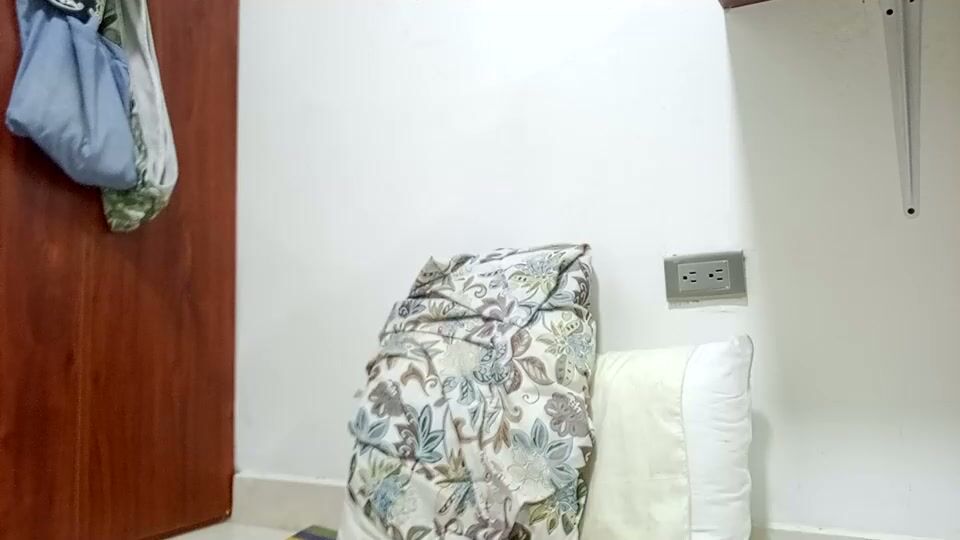 kikeortiz1808 cam video (12/28/2025)