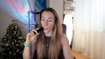 save_the_qween recorded nude video 523945