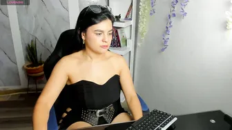 alayasmile recorded nude video 524214