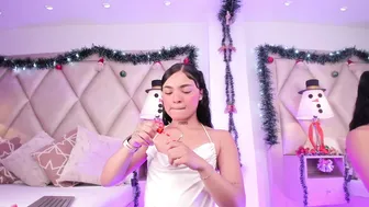 pauvega_ live cam show 28-Dec-2025