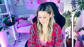 sarahholly cam porn - 28-Dec-25
