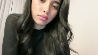 arivonne cam porn (12-29-2025)