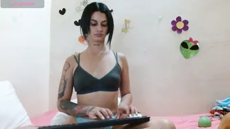 Akasha011 squirt - 29-Dec-2025