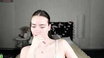 ameli_povilainn sex cam chat (12/29/2025)