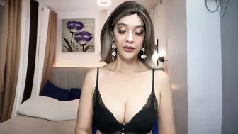 Zia_upper lovense chat porn video