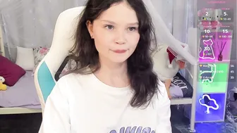 Emilychaves cute - 29-Dec-2025