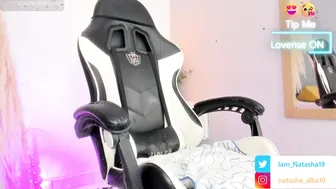 Natashaegnath_ (12/29/2025)