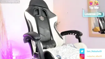 Natashaegnath_ (12/29/2025)