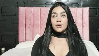 Chistail_ nude cam 12-29-2025
