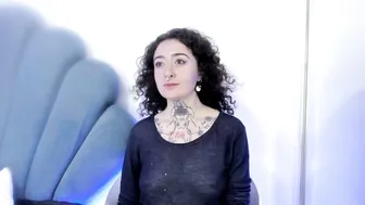 daphneblunt natural - 30-Dec-2025