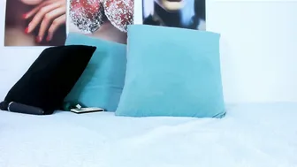 I_am_dolls video cam 12-30-2025