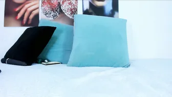 I_am_dolls video cam 12-30-2025