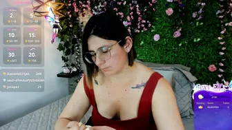 Sarahdeyvis porn cam video 30-Dec-2025