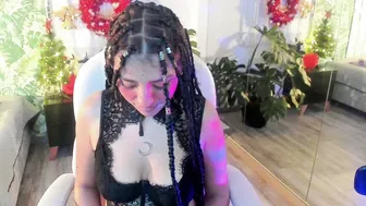 cute_hollywood (12/30/2025)