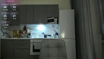 nicoledollyxx (12-30-2025)