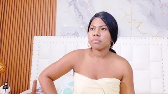 Naughty_ebonyy cam chat 12-30-2025