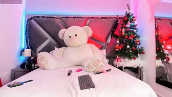 charlotteinpole 30-Dec-25