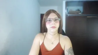 evi_kitty chat porn video - (12-30-2025)