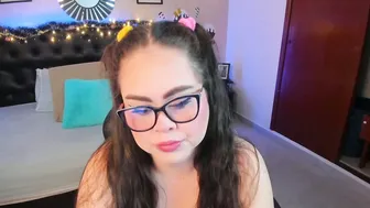 _oliviajoness recorded nude video 533360