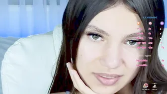 Little__lunaa naked on cam 30-Dec-25