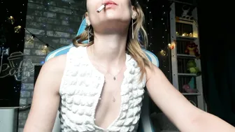 Karoline121 c2c cam sex chat