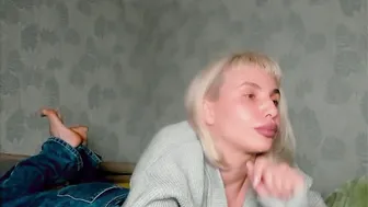 bellaseein nude on cam 31 December 2025
