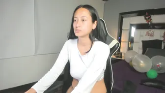 Violetskinny (12/31/2025) lovense
