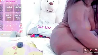naomi_kiing latina 12/31/2025