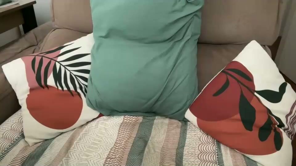 Suzysummerrrrrrrrr chat sex cam - 31 December 2025