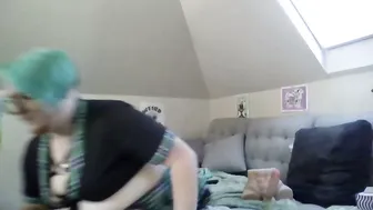 Queerlyjaz chubby (12/31/2025)