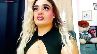 Danipein trans show