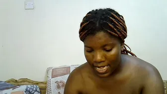 sexy_yello ebony - 01-Jan-2026