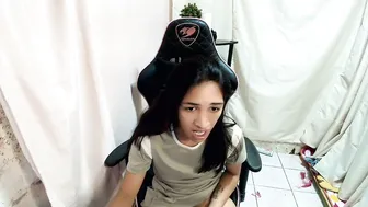 annebisyosa_angela (01-01-2026) young
