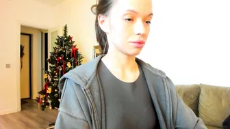 kossie_ humiliation posing on webcam
