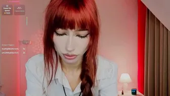 Redrubymeow posing on cam sex cam chat
