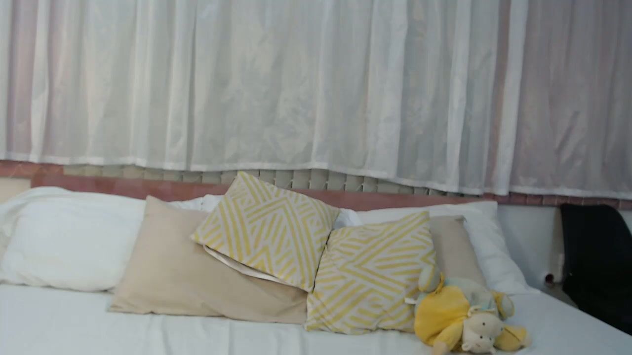 sccarlettjonnes live cam show 01-02-2026