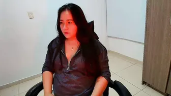 Laura_d23 amateur live cam video 03-Jan-26