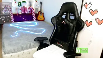 Sunny_mood gaming free cam show