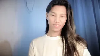 itsmeyourgirl_philopoiter asian posing on cam
