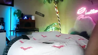 sweetcarimilla83 posing on cam 01/03/2026
