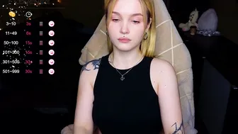 cute_summer_breathe smoke webcam chat