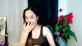 Hilarymolly wifematerial - 04-Jan-26
