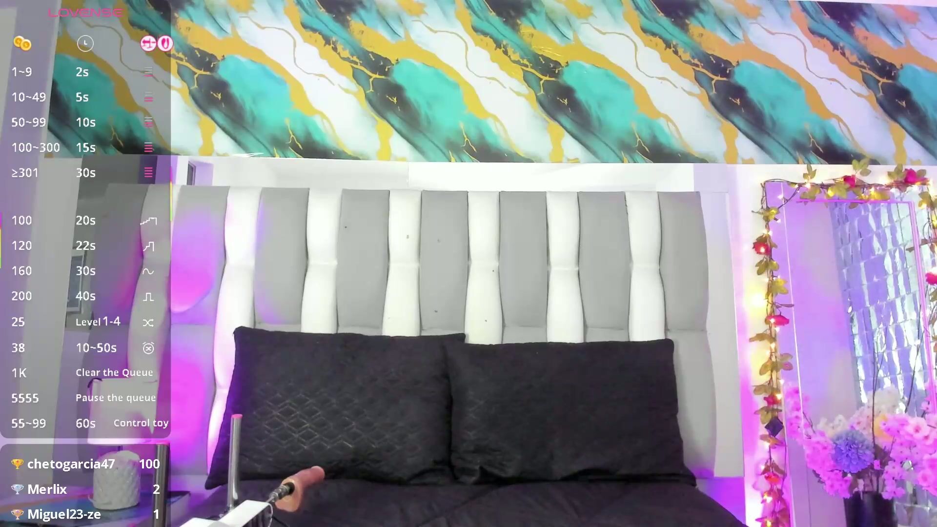 Isadiazz nude on cam (01-04-2026)